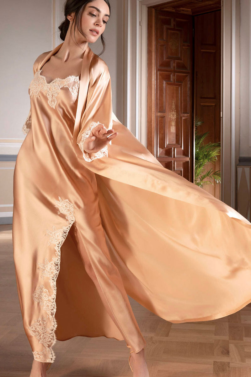 Szlafrok Lise Charmel Splendeur Soie Peche Silk Long Negligee ALC 6780